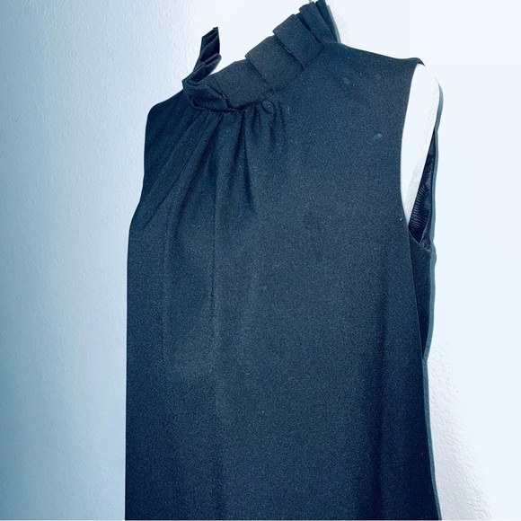 CALVIN KLEIN Black Dress sleeveless high neckline and button back - Picture 4 of 16